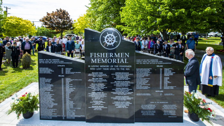 Lorneville Memorial Monument to Veterans and Fishermen